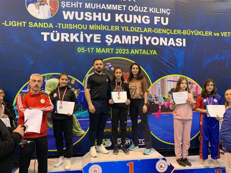 MERAM BELEDİYESPOR KULÜBÜ | MERAM BELEDİYESPOR WUSHU KUNG-FU ŞAMPİYONASI’NIN YILDIZI OLDU